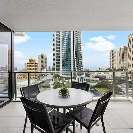 גולד קוסט Circle On Cavill Surfers Paradise Mid Week Madness Deal - Q Stay מראה חיצוני תמונה