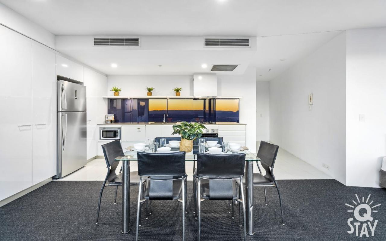 גולד קוסט Circle On Cavill Surfers Paradise Mid Week Madness Deal - Q Stay מראה חיצוני תמונה