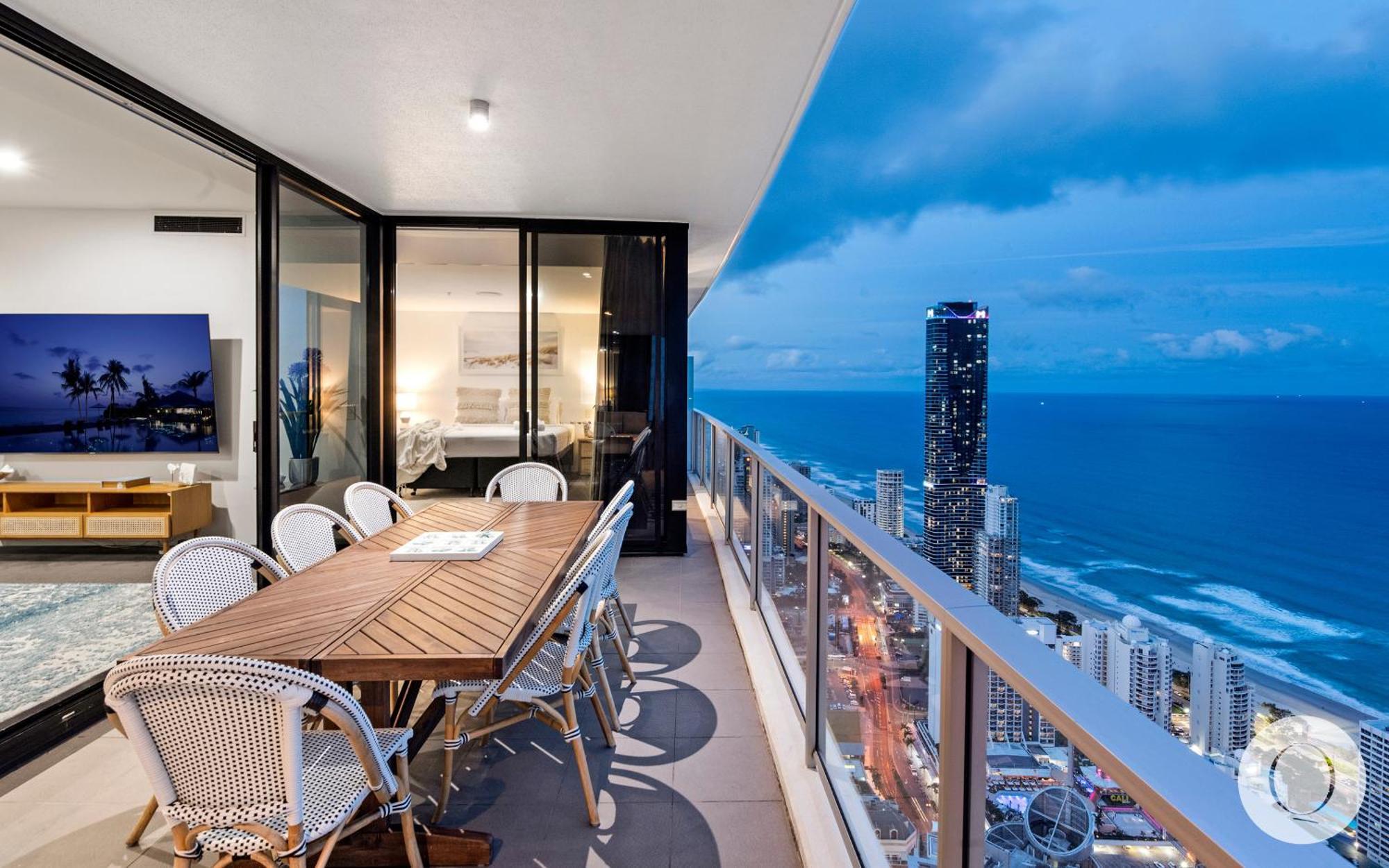 גולד קוסט Circle On Cavill Surfers Paradise Mid Week Madness Deal - Q Stay מראה חיצוני תמונה