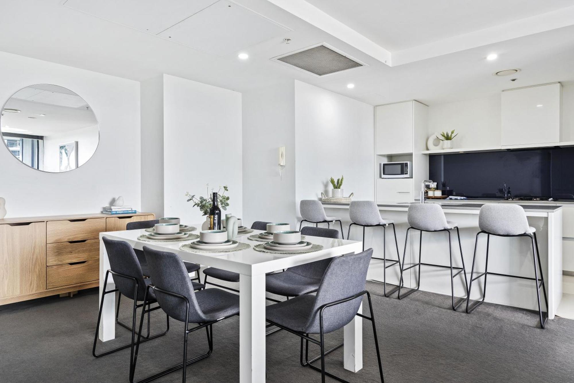 גולד קוסט Circle On Cavill Surfers Paradise Mid Week Madness Deal - Q Stay מראה חיצוני תמונה