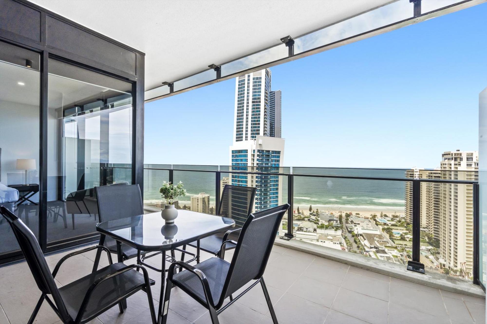 גולד קוסט Circle On Cavill Surfers Paradise Mid Week Madness Deal - Q Stay מראה חיצוני תמונה